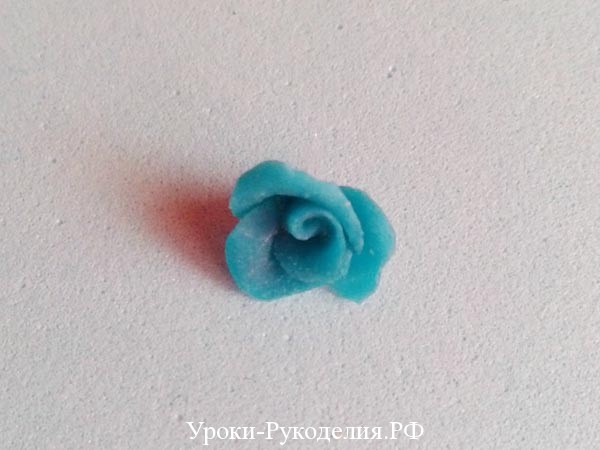 полимерная роза